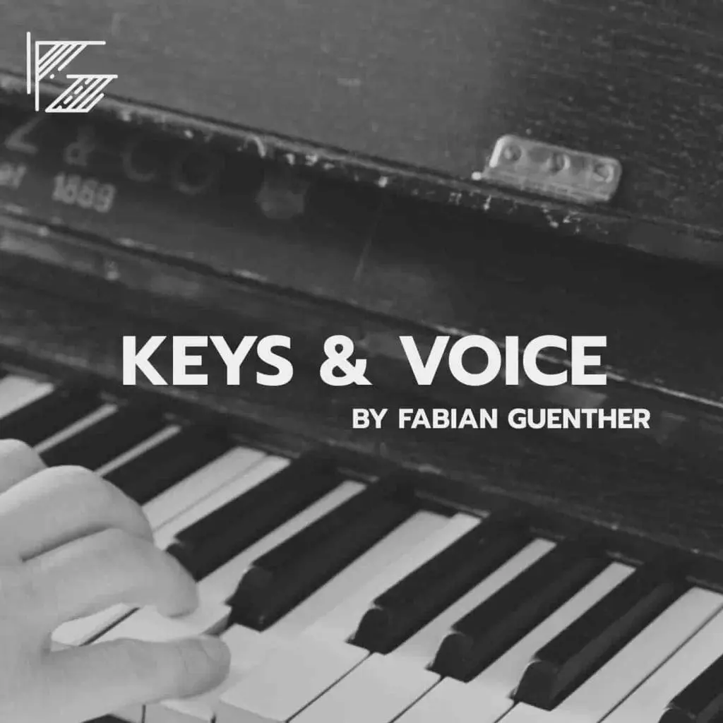 Fabian Günther spielt emotionales Klavier mit Gesang im Studio