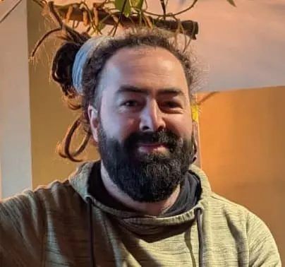 Lukas Luft im Tonstudio Leipzig während der Aufnahme seines Songs mit Fabian Günther